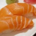 Sushi con Salmón